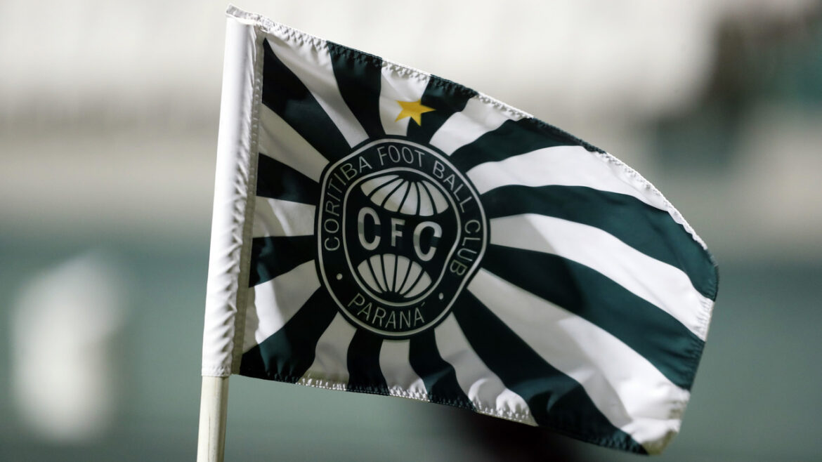 coritiba:-associacao-dispara-contra-a-saf-por-“beneficios”-a-ex-dirigentes