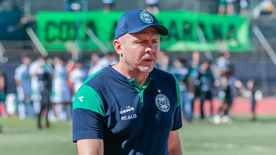 ex-coritiba-avalia-desafio-de-mozart-na-serie-b-e-decreta:-“nao-tem-mais-desculpa”