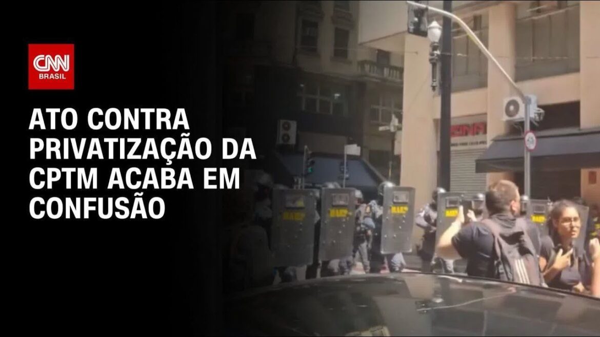 pm-e-manifestantes-entram-em-confronto-em-ato-contra-leilao-da-cptm-em-sp