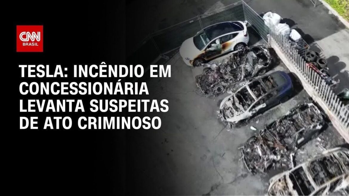 manifestante-picha-loja-da-tesla-no-canada-em-meio-a-onda-de-protestos