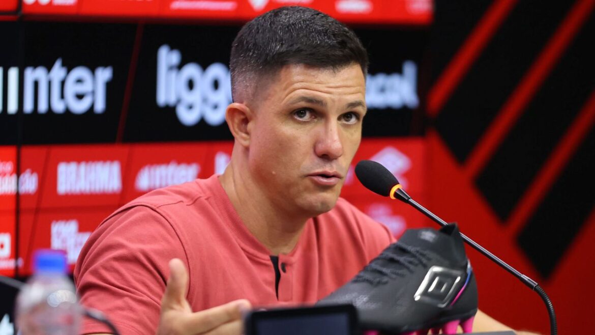 time-a-ser-batido?-barbieri-responde-sobre-peso-do-athletico-na-serie-b