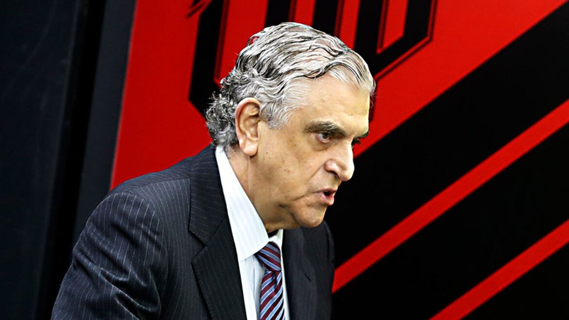 athletico-cobra-calote-milionario-do-corinthians-e-vai-a-justica