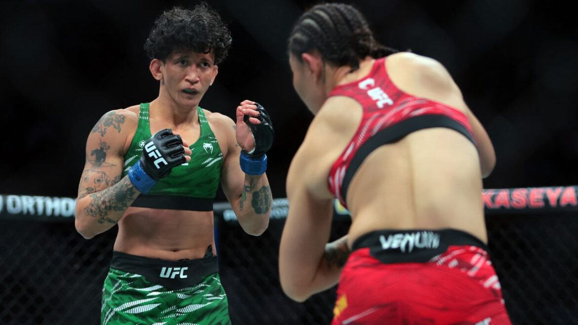 ufc-314:-brasileiros-sofrem-duas-derrotas,-mas-saldo-final-e-positivo