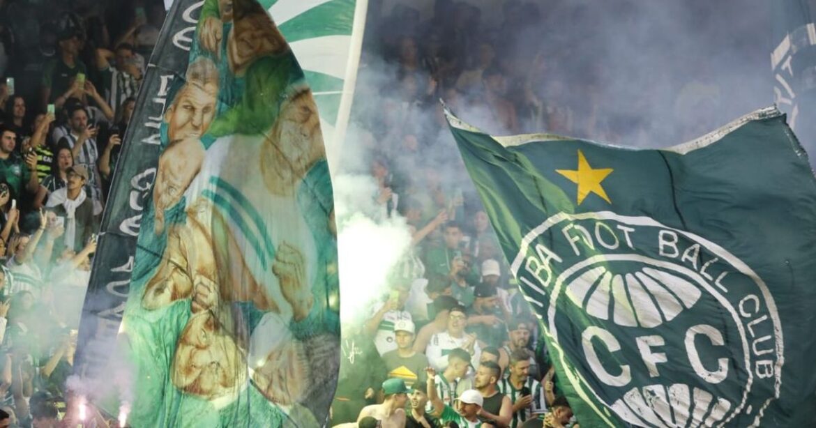 coritiba-celebra-40-anos-do-brasileiro-com-evento-e-provoca-athletico:-“fui-campeao-primeiro”