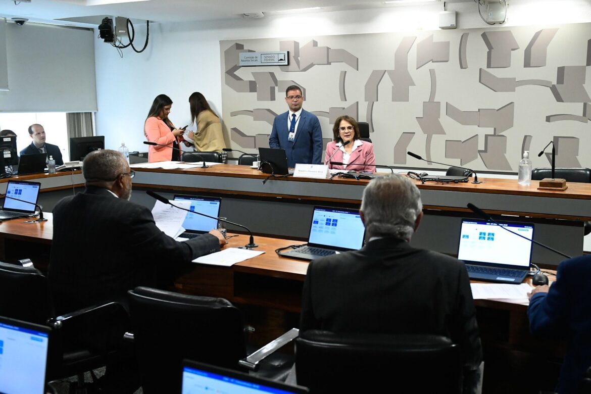 fraude-no-inss:-comissao-aprova-convites-para-ouvir-chefe-da-pf-e-ministros