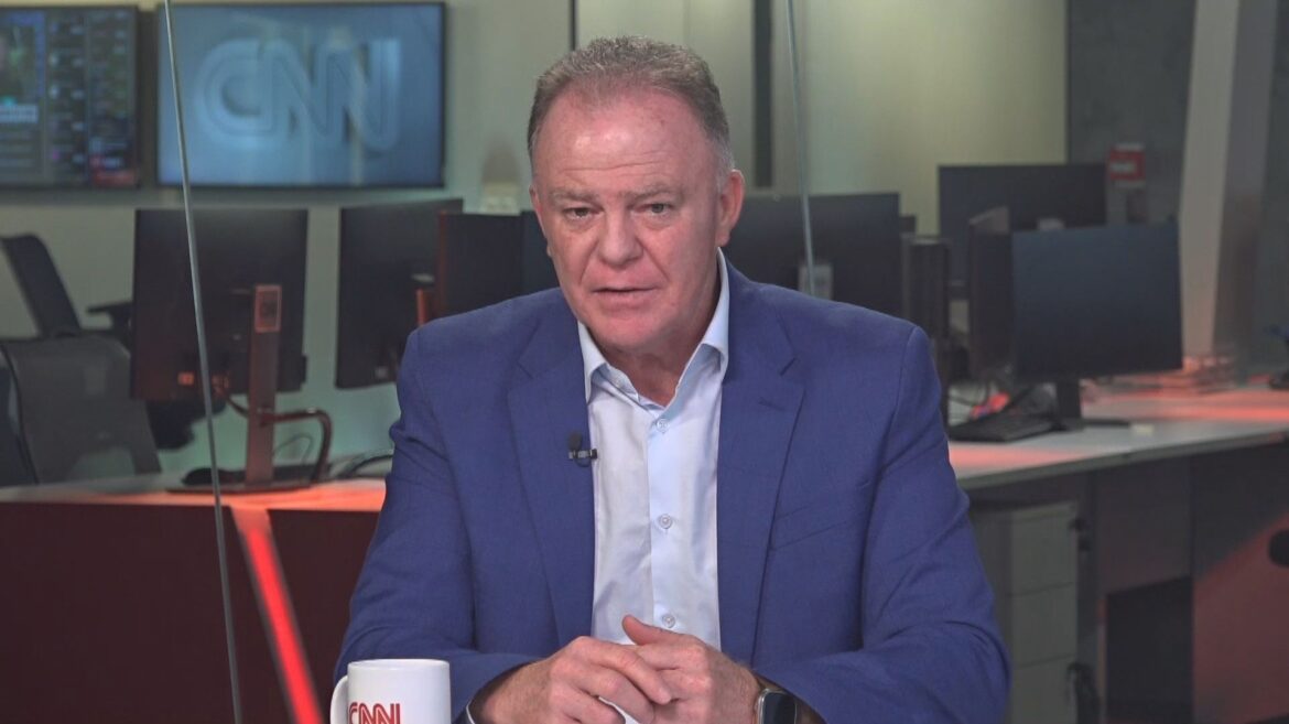 federacao-com-pt-“nao-prospera”-no-psb,-diz-renato-casagrande-a-cnn