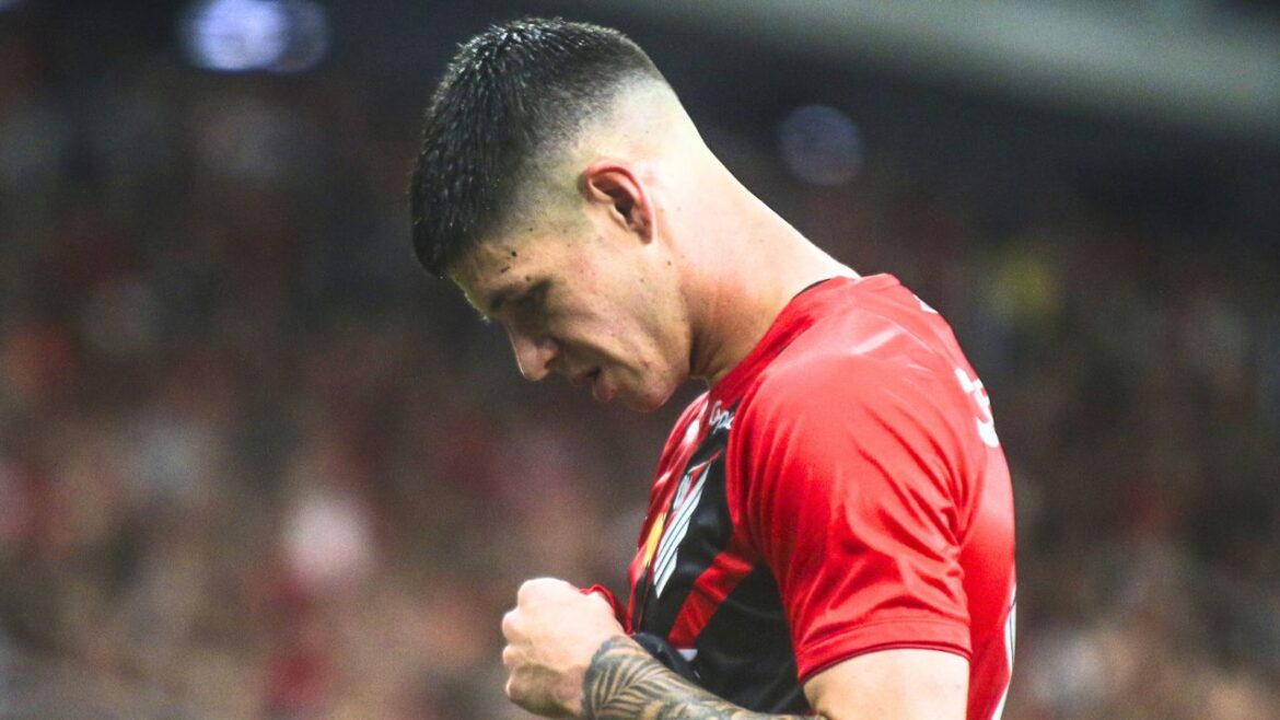 petraglia-reduz-athletico-a-nivel-de-terceira-divisao-e-coritiba-volta-a-ser-rival