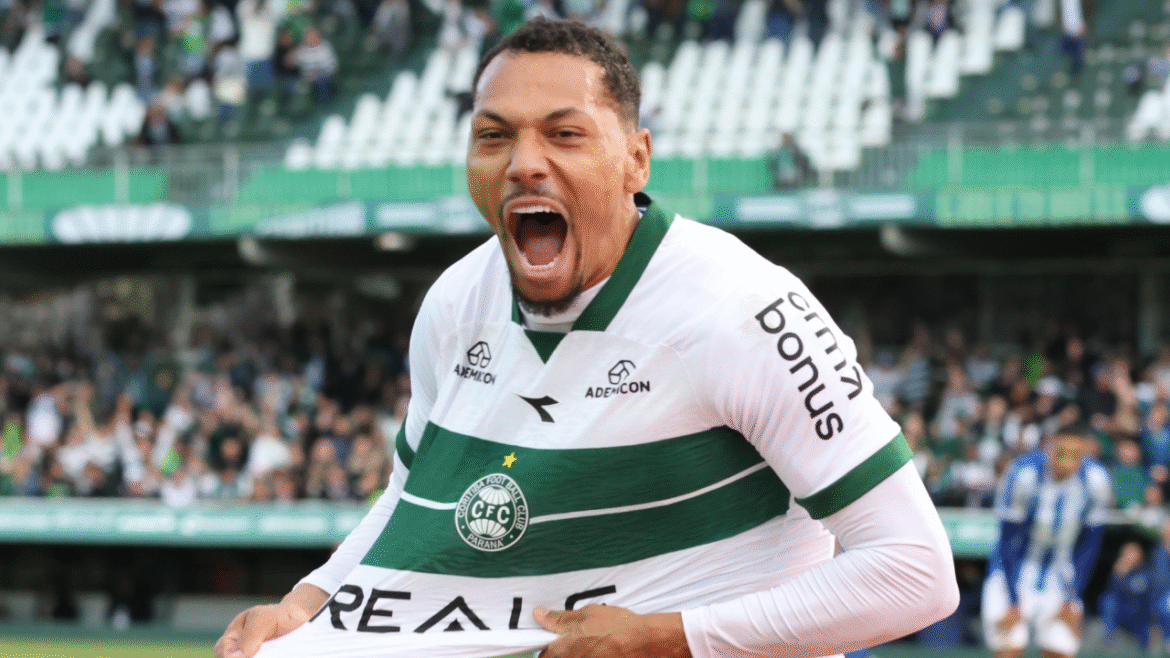 no-estilo-‘saber-sofrer’,-coritiba-bate-avai-e-e-vice-lider-da-serie-b