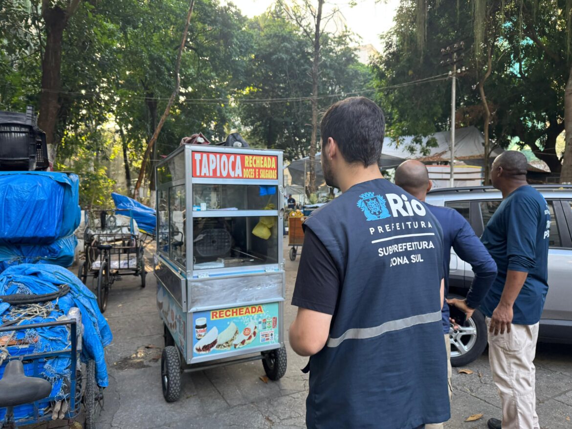 operacao-encontra-lixo-e-comida-estragada-em-hospital-desativado-no-rio