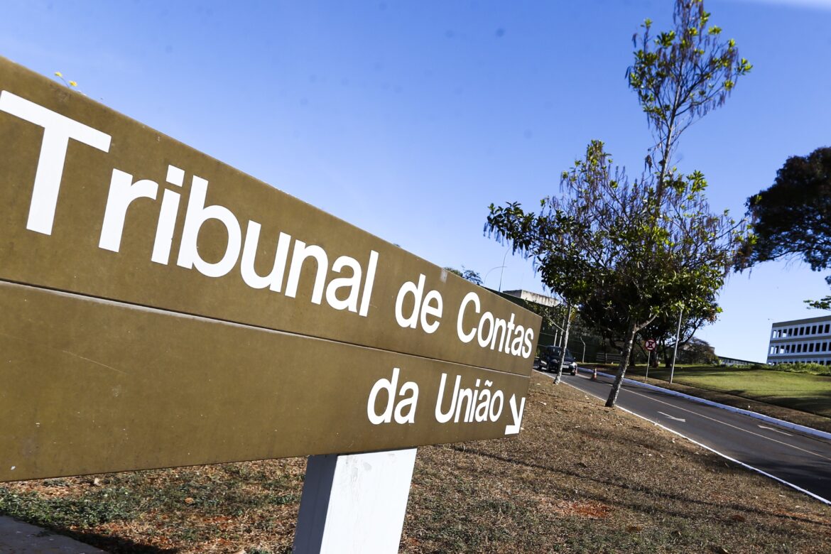 governo-inclui-pe-de-meia-no-orcamento-e-resolve-impasse-com-o-tcu