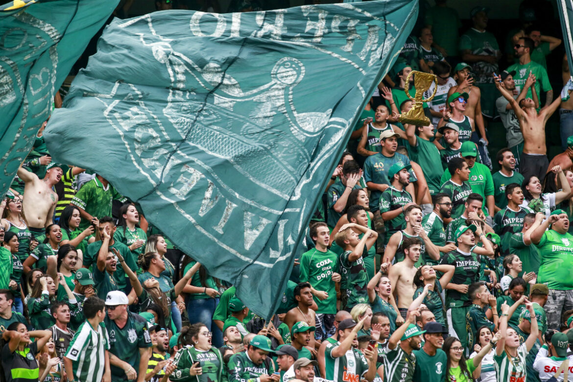 torcida-do-coritiba-esgota-ingressos-para-classico-contra-o-athletico-na-arena