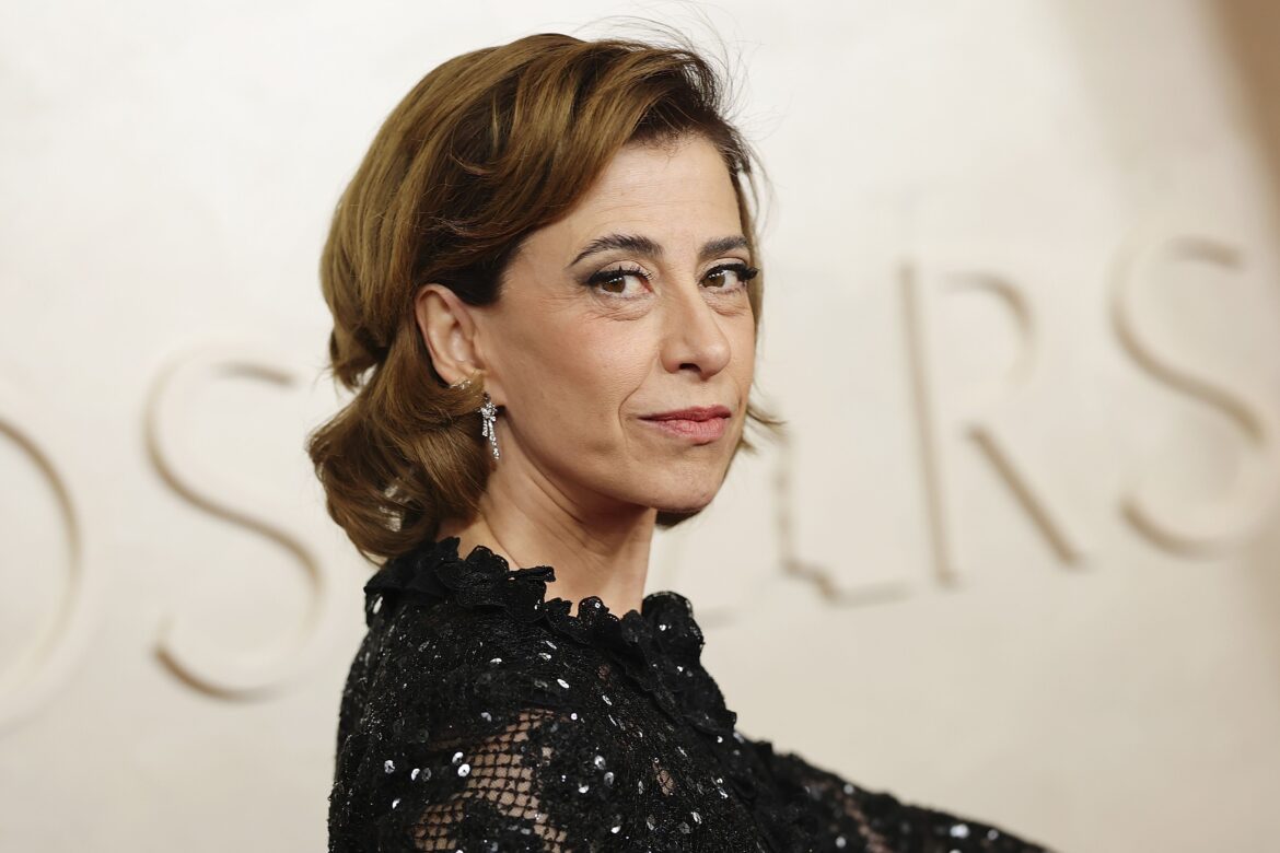 fernanda-torres-diz-estar-honrada-ao-receber-convite-da-academia-do-oscar