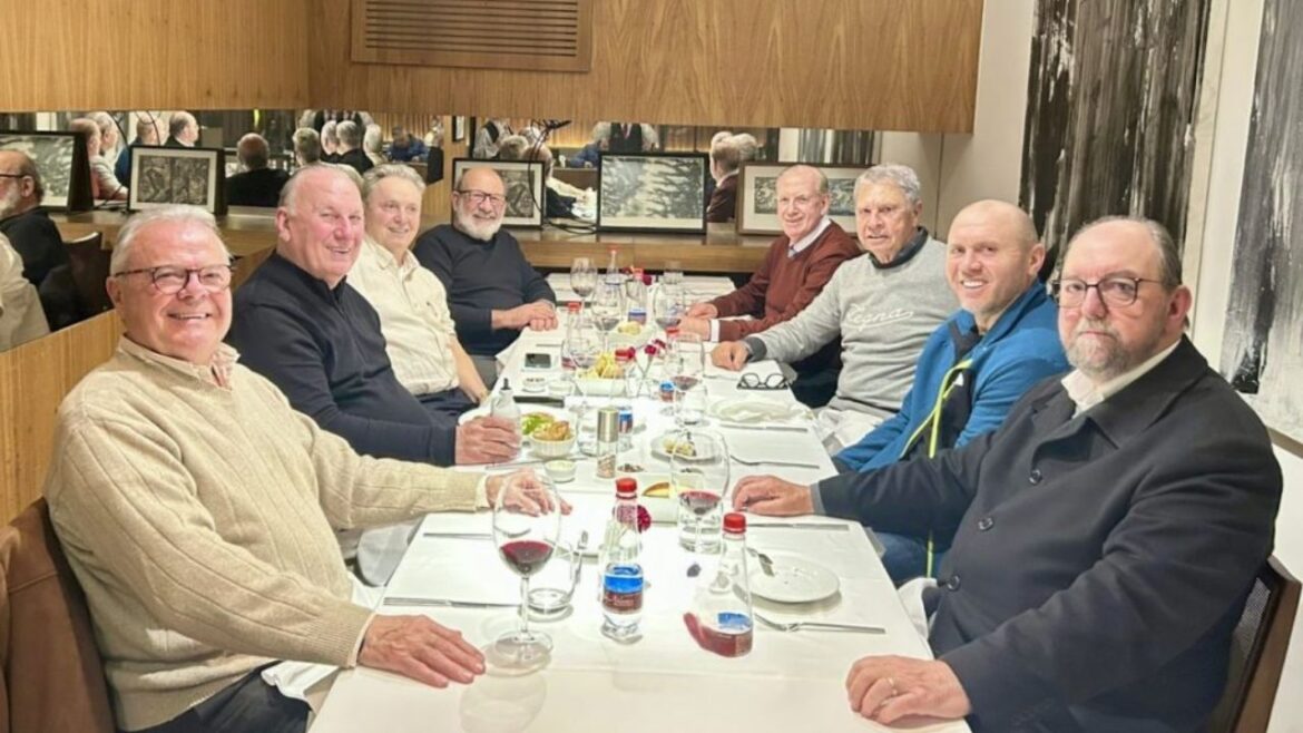 ex-presidentes-do-coritiba-comemoram-vitoria-no-atletiba-com-mozart-e-lembram-o-athletico