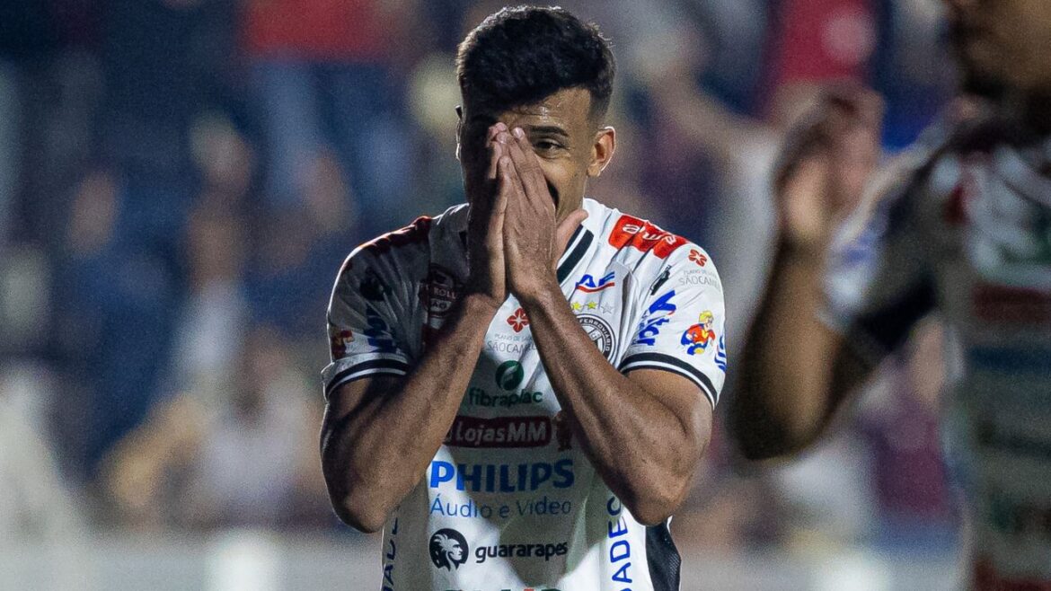 operario-perde-penalti-e-empata-fora-de-casa-na-serie-b