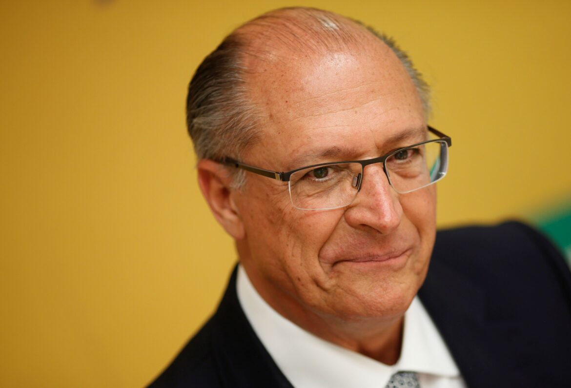 alckmin-defende-pix-e-diz-que-brasil-ira-se-explicar-aos-eua