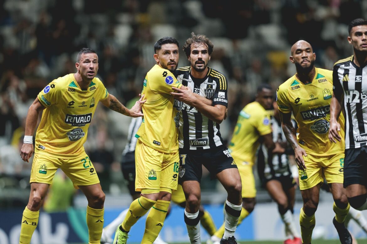atletico-mg-sofre-primeira-derrota-para-time-estrangeiro-na-arena-mrv