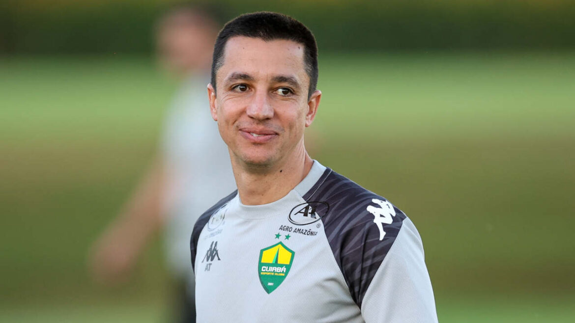 tecnico-“revelado”-pelo-athletico-vai-estrear-em-novo-clube-na-arena