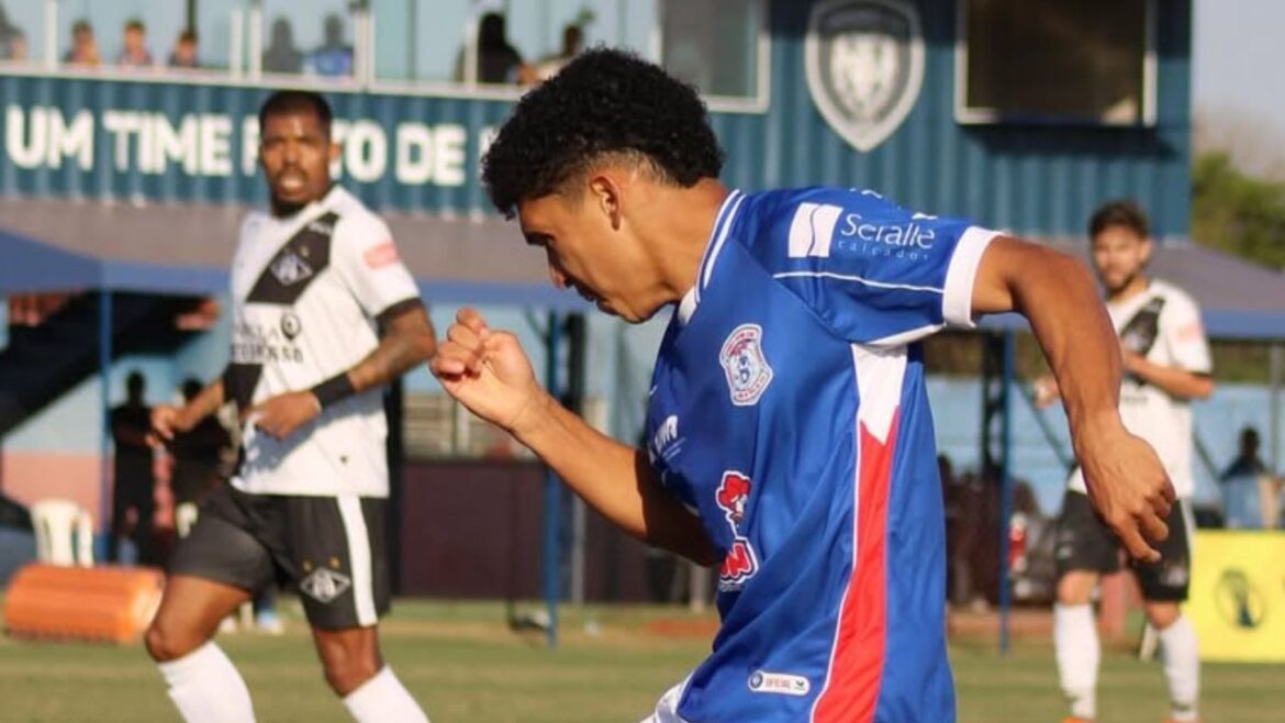 cianorte-fica-no-empate-e-viaja-para-definir-classificacao-na-serie-d