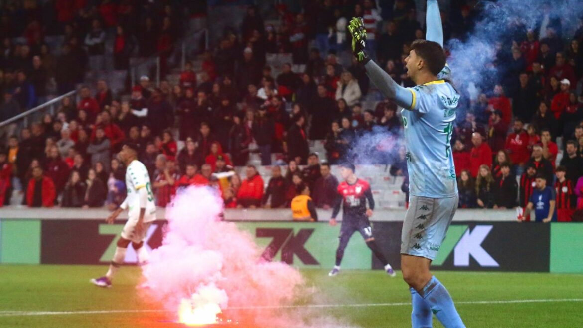 athletico-pode-receber-gancho-pesado-na-serie-b