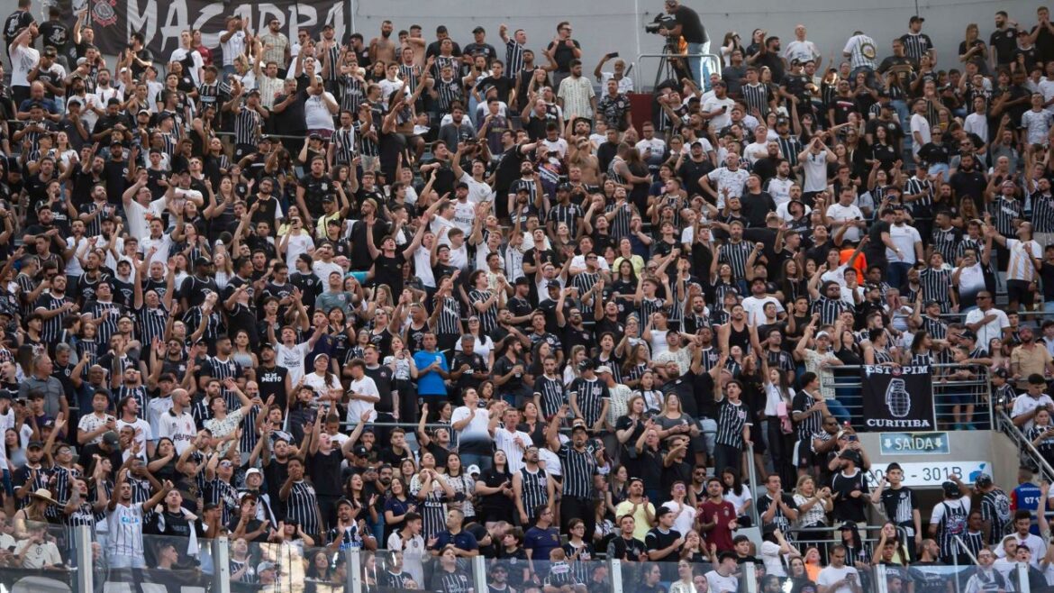 athletico-libera-mais-ingressos-para-a-torcida-do-corinthians