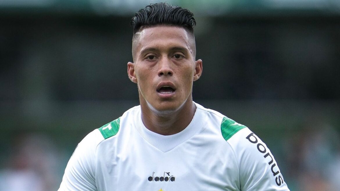 “tenho-que-achar-solucoes”:-coritiba-perde-tres-jogadores-de-novo-e-preocupa-mozart