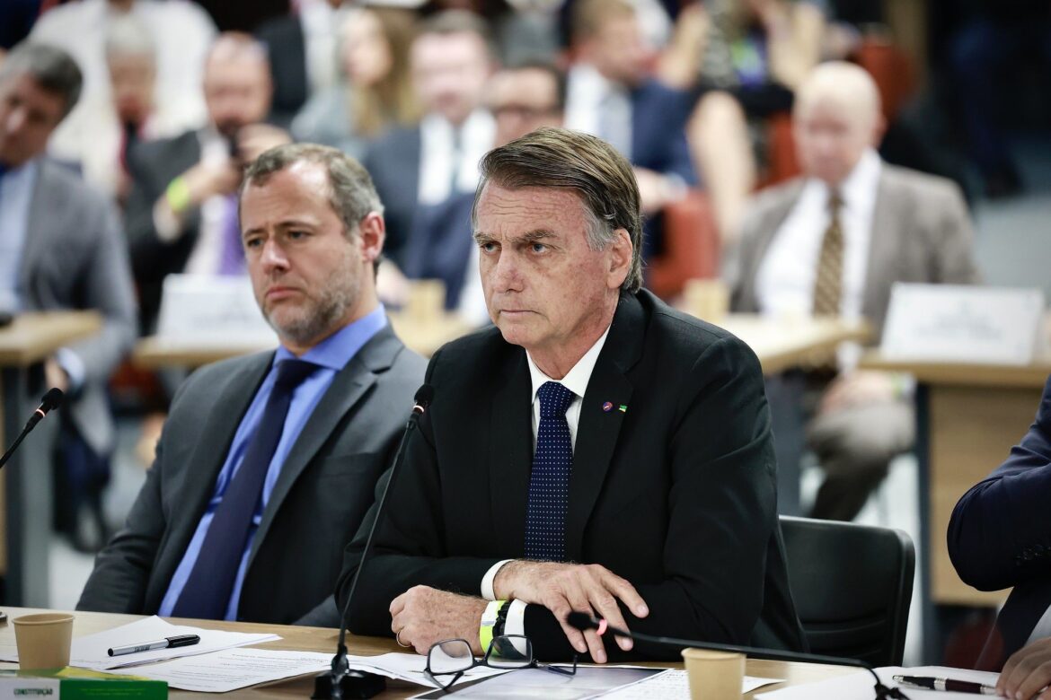 o-que-sao-embargos-infringentes-e-como-podem-beneficiar-bolsonaro?