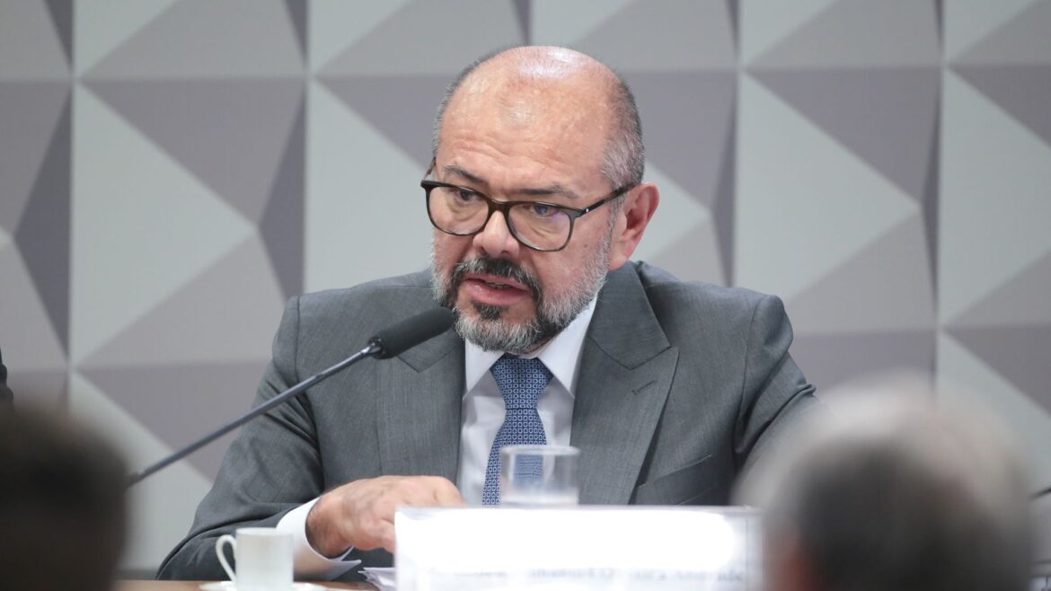 cpmi-do-inss:-ex-ministro-admite-possivel-falha,-mas-nega-negligencia