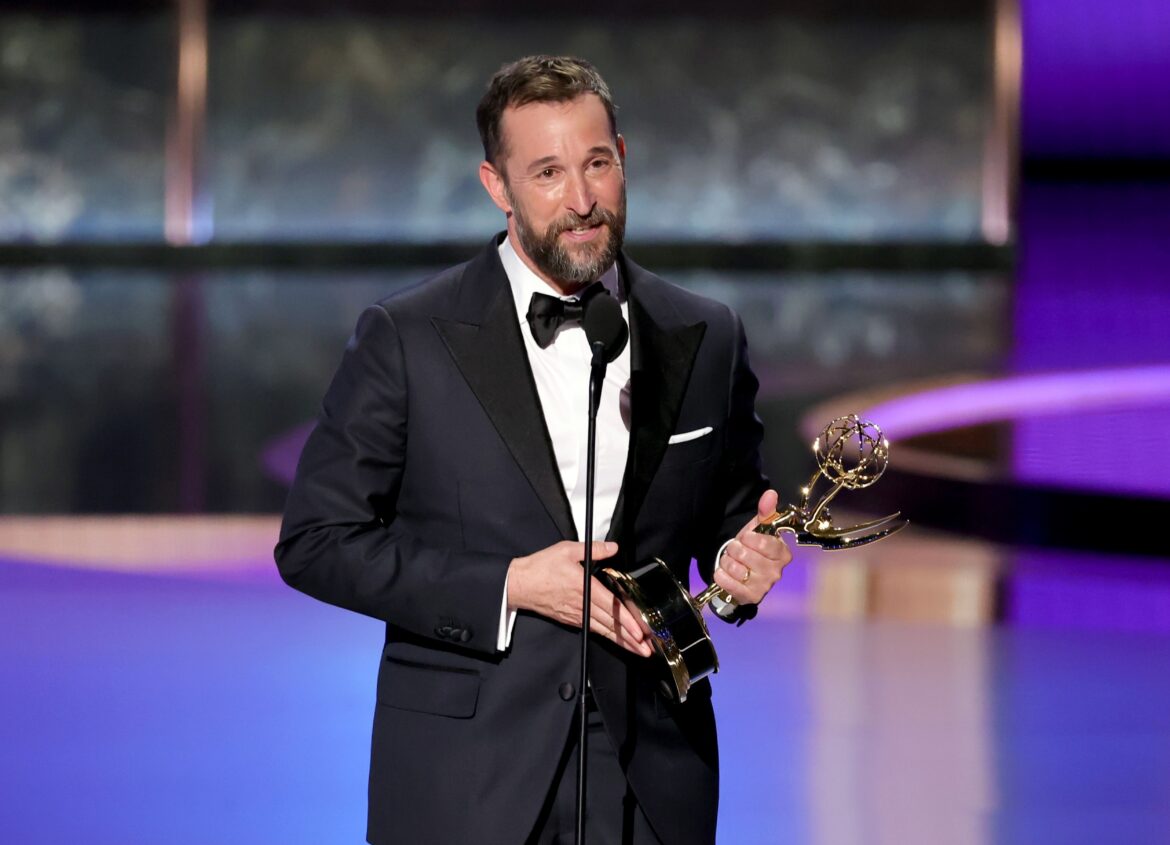 “the-pitt”:-web-reage-as-vitorias-da-serie-no-emmy-2025;-veja-memes