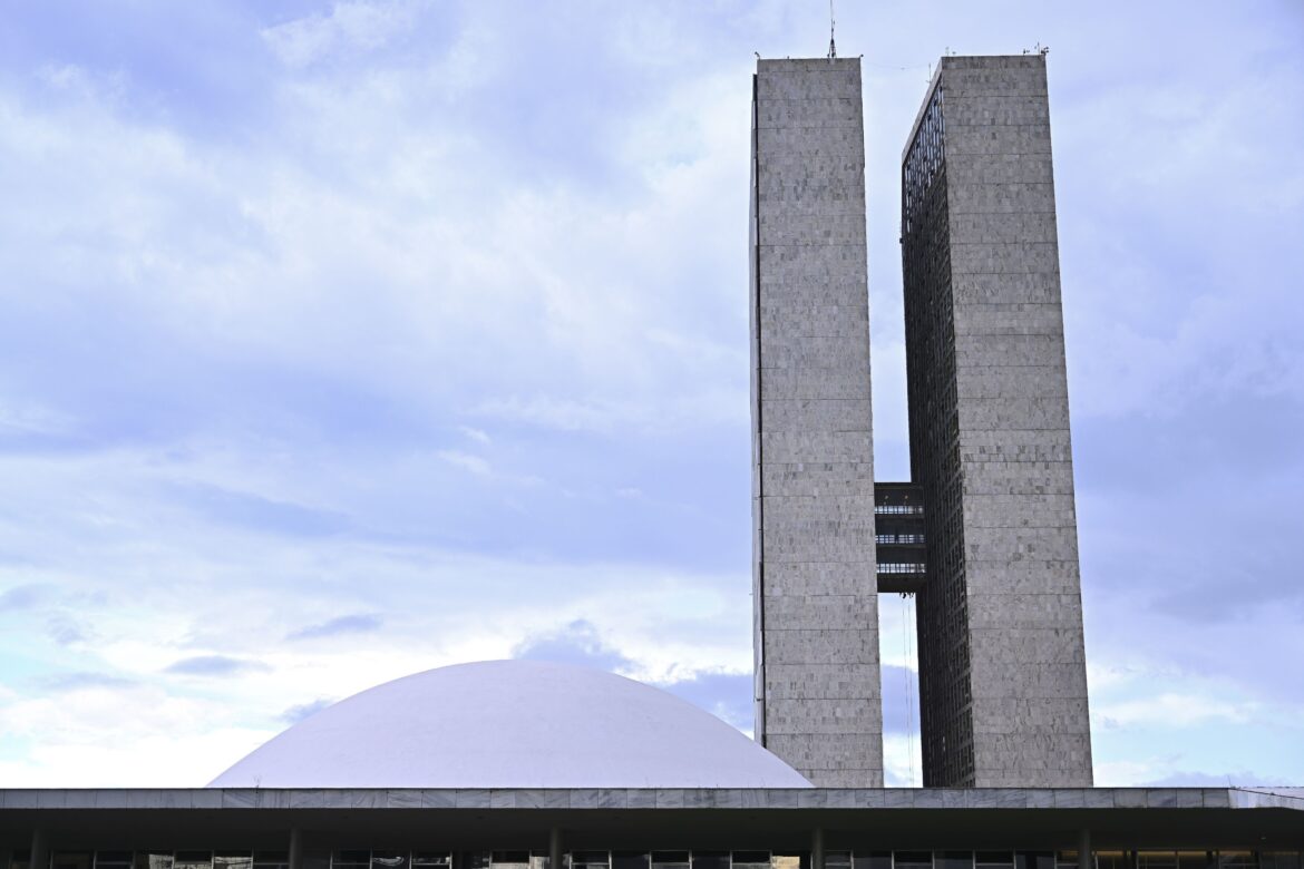 prerrogativa-ou-blindagem?-saiba-os-argumentos-sobre-pec-aprovada-na-camara