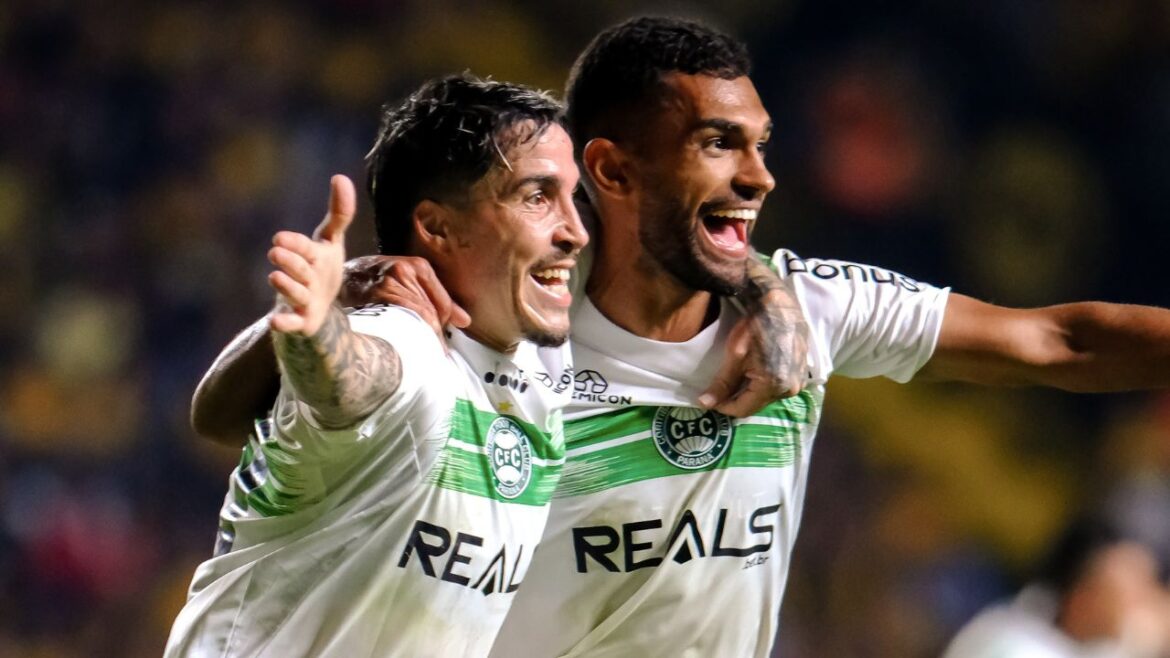 destaque-do-coritiba-abre-o-jogo-e-espanta-boatos-sobre-briga-no-elenco