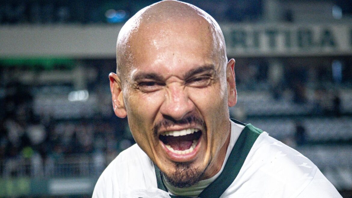 solidez-defensiva-vira-marca-do-coritiba-de-mozart-na-serie-b