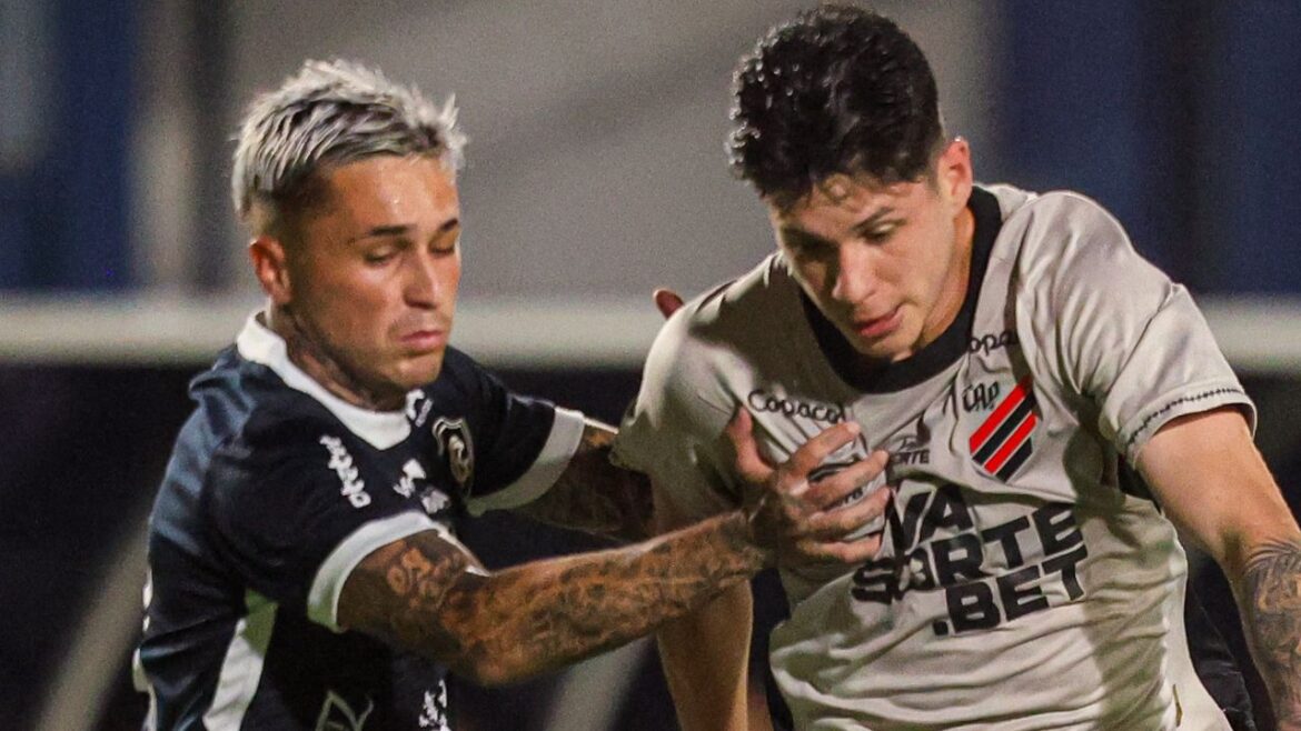 em-jogo-tenso,-athletico-sofre-nova-derrota-e-sai-do-g4-da-serie-b