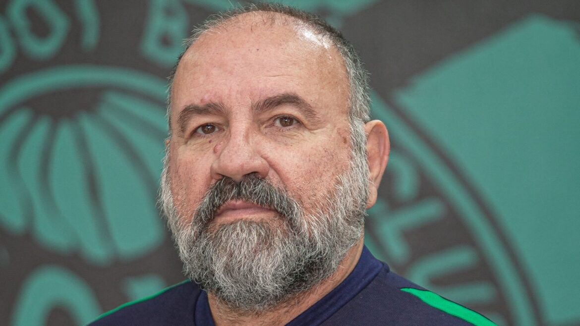 coritiba-renova-com-vice-artilheiro-do-paranaense