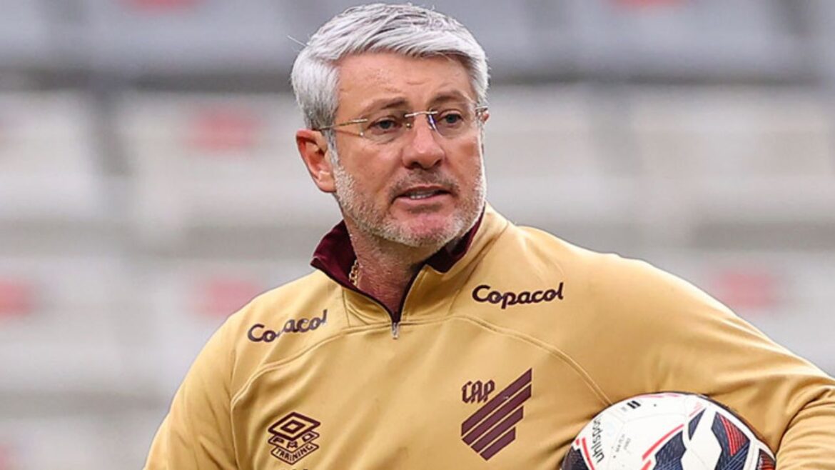 odair-tem-indefinicoes-na-escalacao-do-athletico-contra-o-coritiba