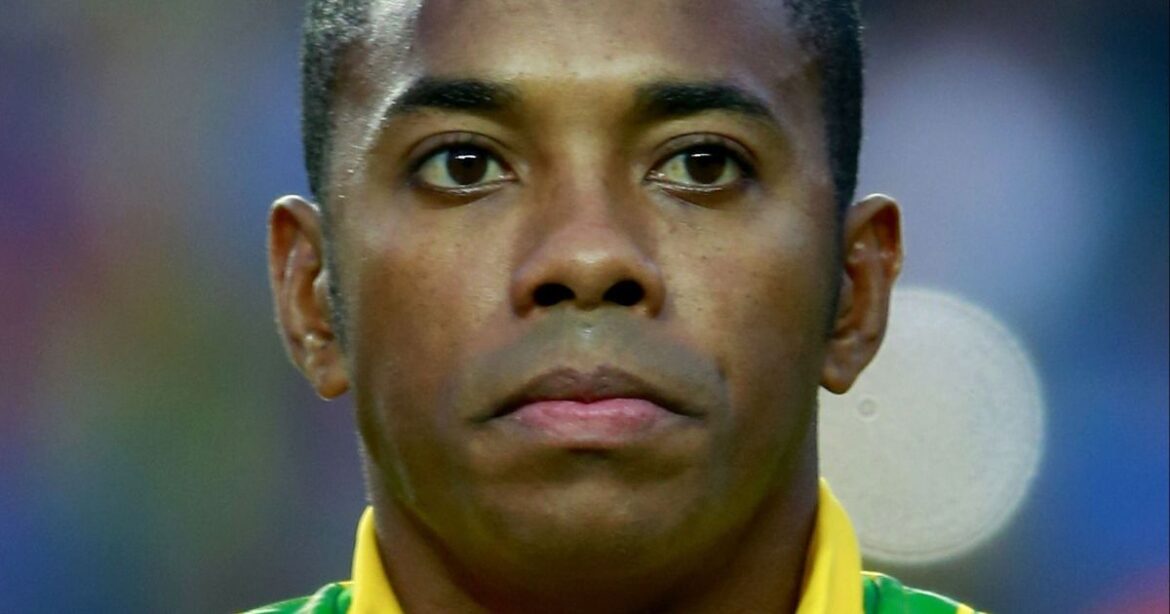 “tremembe”:-robinho-pediu-para-sair-da-prisao-antes-da-2a-temporada