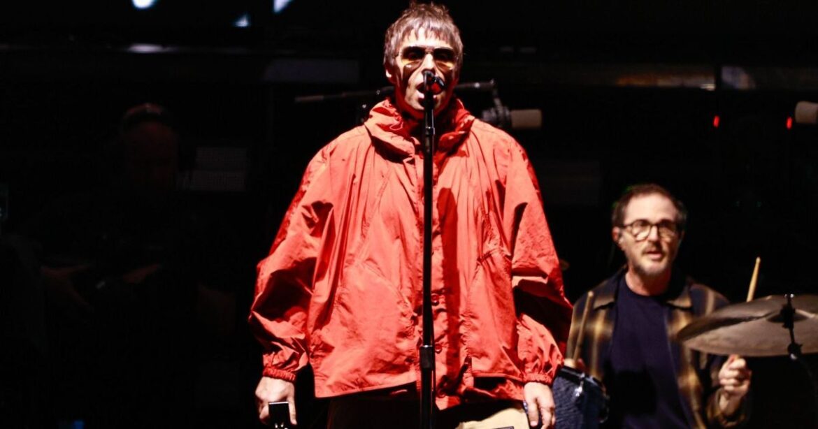 liam-gallagher-agradece-aos-fas-de-oasis-apos-shows-no-brasil