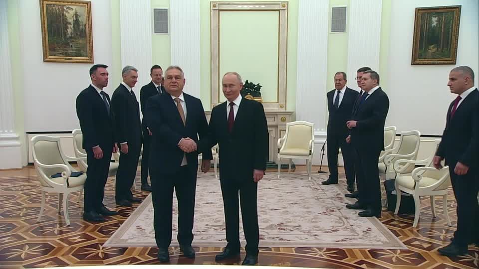 orban-se-encontra-com-putin-para-discutir-fornecimento-de-energia