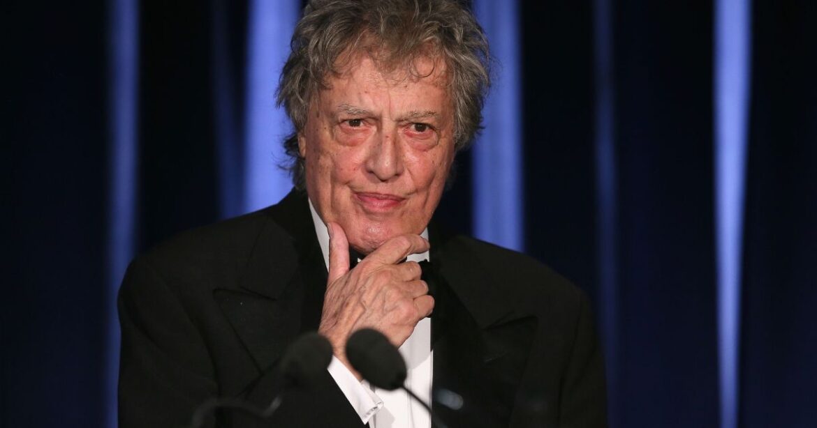 morre-aos-88-anos-tom-stoppard,-dramaturgo-e-roteirista-vencedor-do-oscar